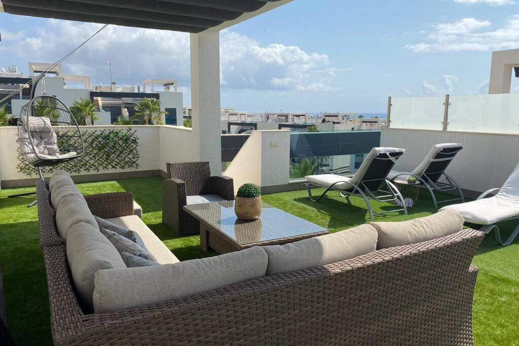 Luxury Penthouse Oasis Beach VIII Orihuela Costa Punta Prima Apartment Torrevieja Exterior photo